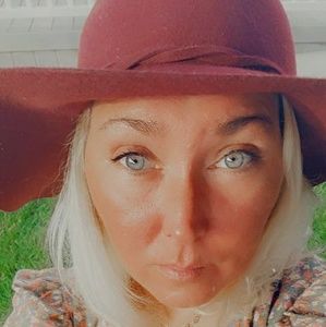 Meet your Posher, Kristie